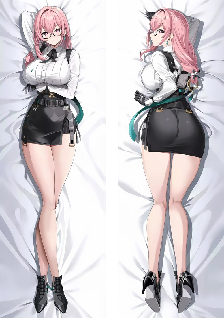 Tsukishiro Yanagi chemise blanche et jupe crayon dakimakura