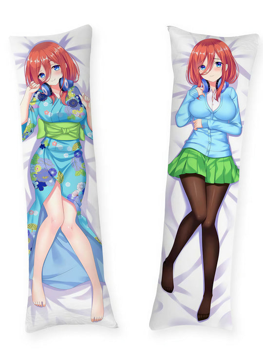 Miku Nakano kimono dakimakura