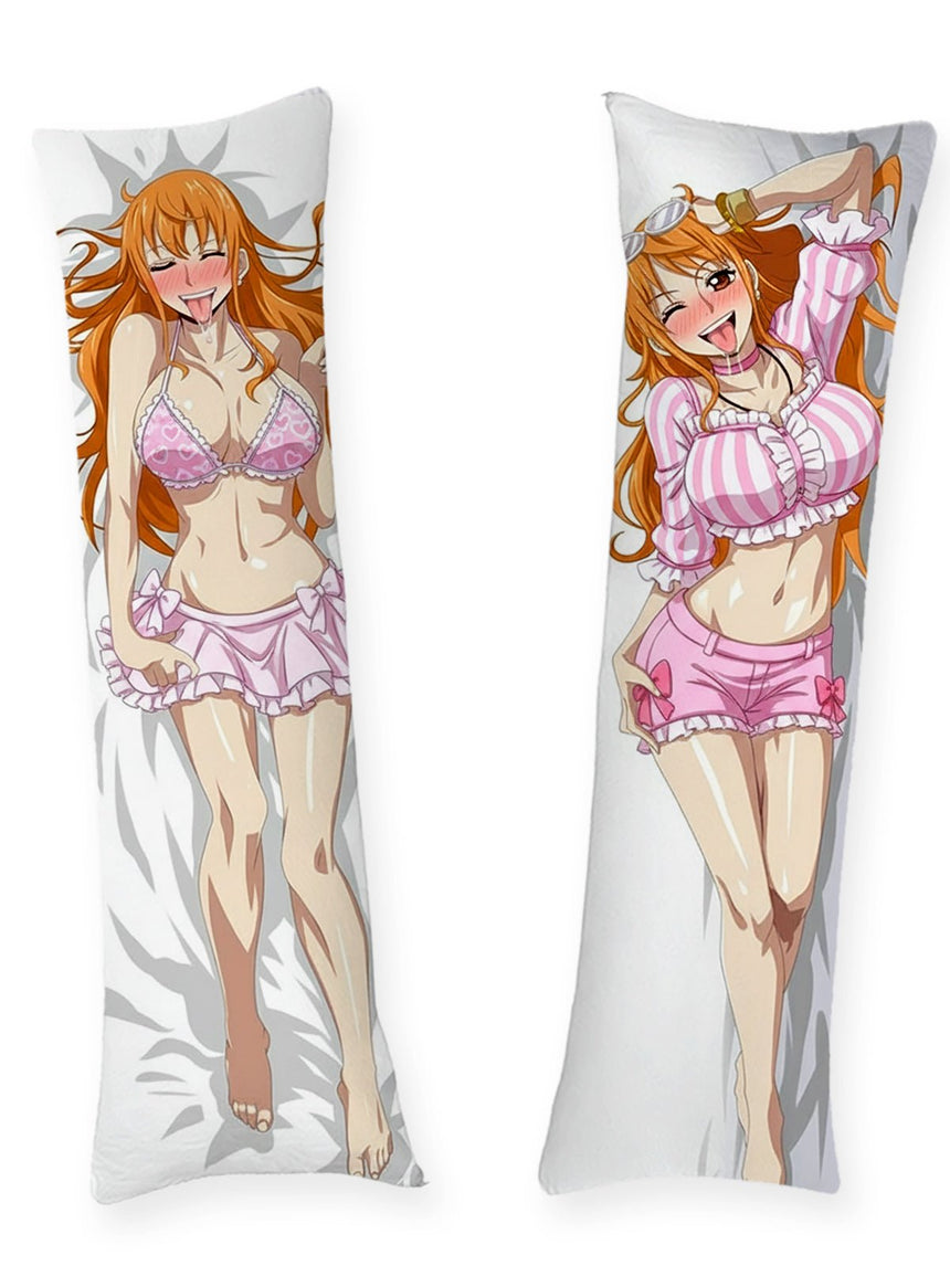 Nami en pyjama dakimakura