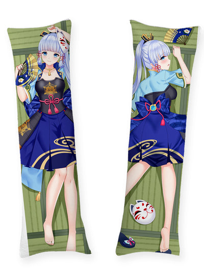 Kamisato Ayaka éventail et masque de renard dakimakura