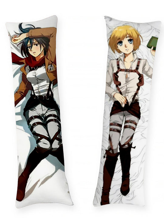Mikasa et Armin dakimakura