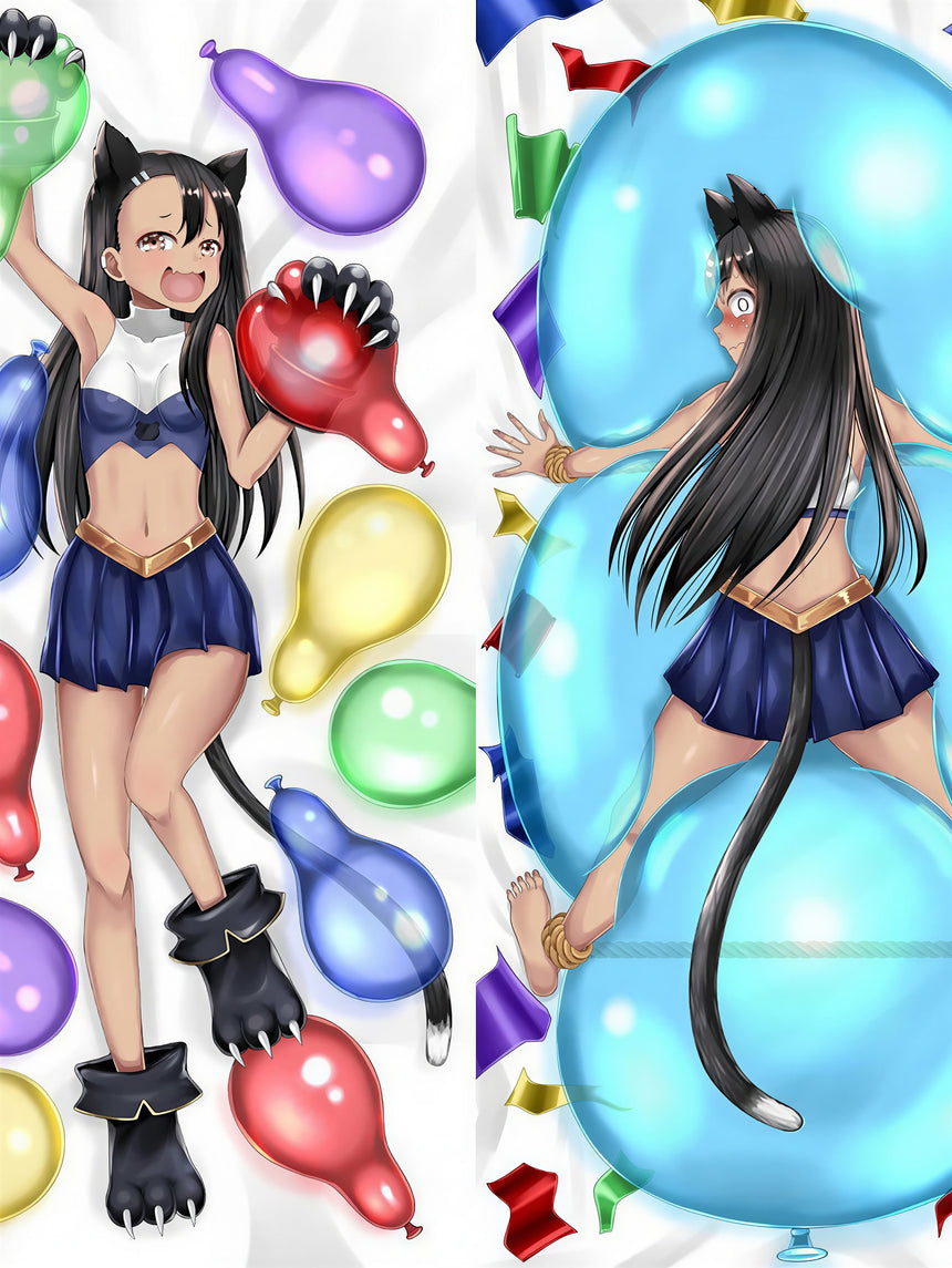 Nagatoro en fille chat dakimakura