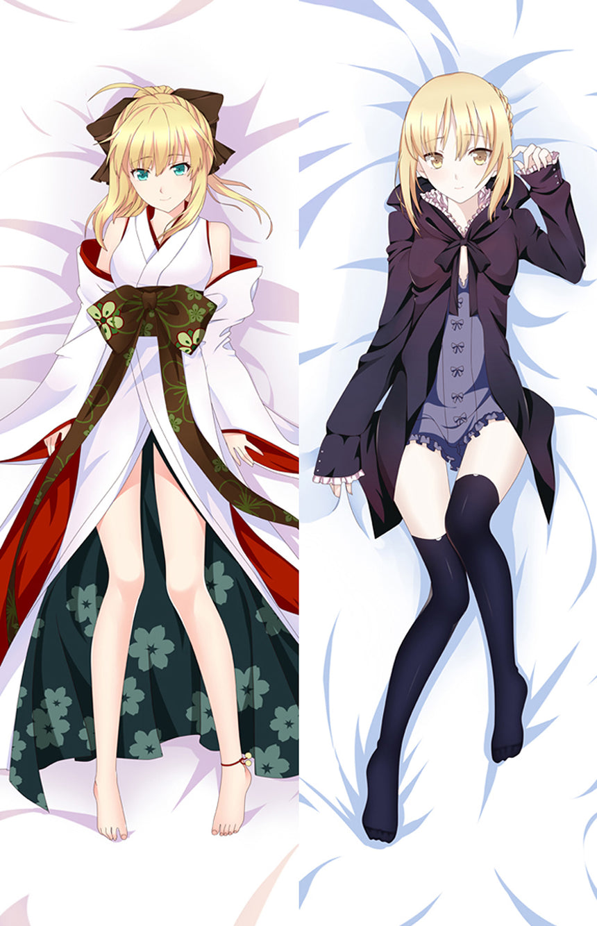 Saber Kimono blanc et manteau noir dakimakura