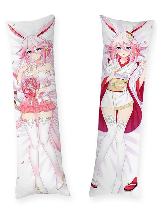 Yae Sakura robe de mariée et kimono dakimakura
